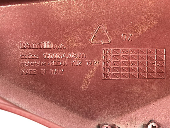 Benelli TNT 1130 [2009] - Carenagem traseira, carenagem dianteira, parte da carenagem à direita