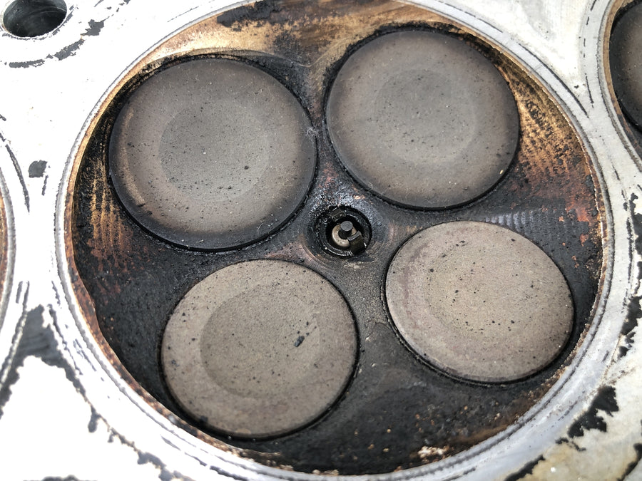 Triumph Sprint St 1050 [2005]  - シリンダーヘッド