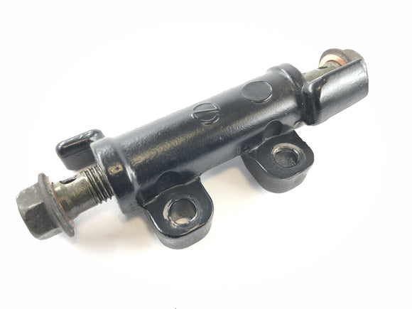 Yamaha v Max 1200 2We [1996] - тормозная линия дистрибьютора спереди