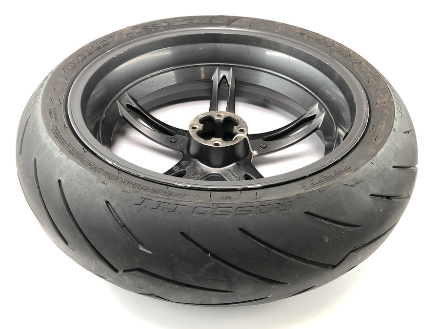 Triumph Speed Triple 1050 515NJ [2007] - llanta trasera negra de 5 radios aluminio 5,50 x 17"