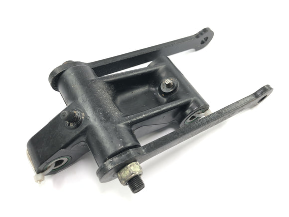 Triumph Adventurer 900 T309RT [1998] - Umlenkhebel Federbein Hinterradfederung