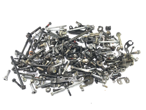 Honda CBX 750 RC17 [1984] - Restdelar och skruvar är bunt