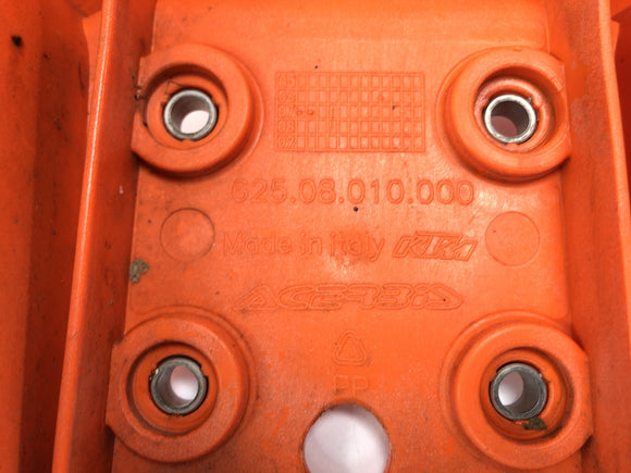 KTM 950 SM LC8 [2008] - Fendere av beskyttelsesbrett foran på fronten