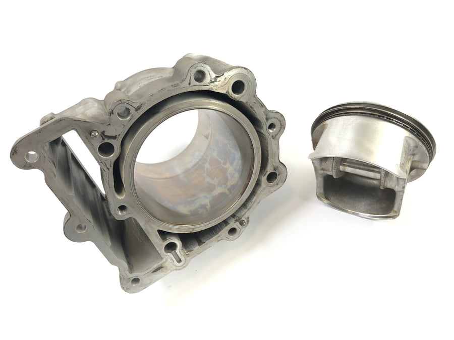 BMW F 650 GS Dakar [2007] - Cylinder med stempler