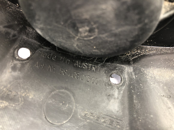 KTM 640 Adventure LC4 [2001] - Rekisterikilven pidike heijastimella