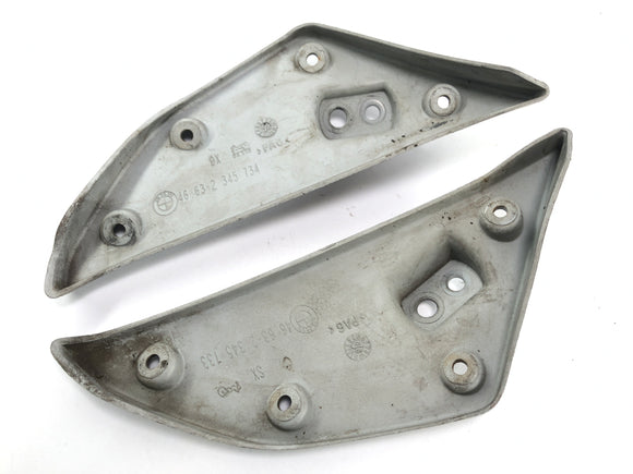 BMW F 650 GS R13 [2002] - z kolei sygnalizacja okładziny po lewej i prawej stronie