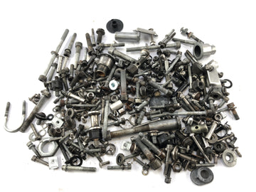 BMW R 1200 GS R12 K25 [2003] - Zbytky šroubů