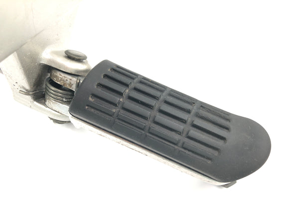 Honda VFR 800 FI RC46 [1999] - Fußraste Fahrerfußraste Fußrastenhalter rechts