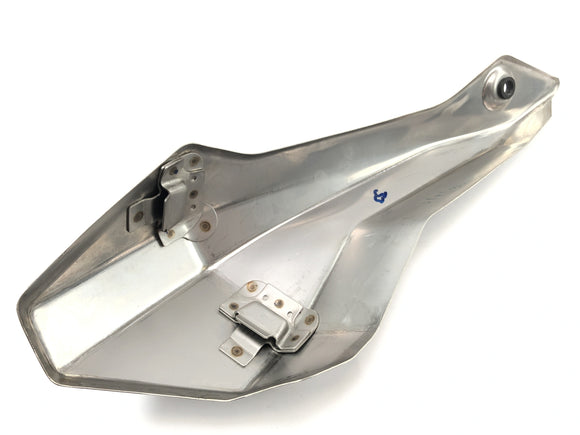 Kawasaki Ninja 125 BX125B [2024] - Lämmönsuojauslevyn pakokaasu