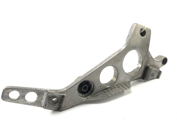 Yamaha Rd 350 YPVS 31K [1984]  - 右側のフットレストホルダー