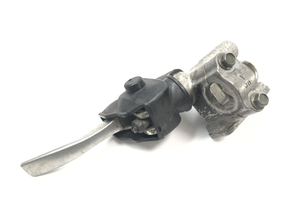 雅马哈 YZ 426 F [2000] - 手制动泵 前制动杆损坏