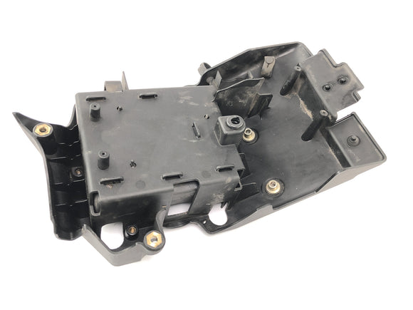 Ducati 999 H4 [2003] - Batterilådans konsoltäckning