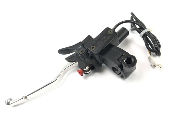 KTM 950 SM LC8 [2008] - Käsinjarrun pumpun jarrupumppu ohjaustangon edessä