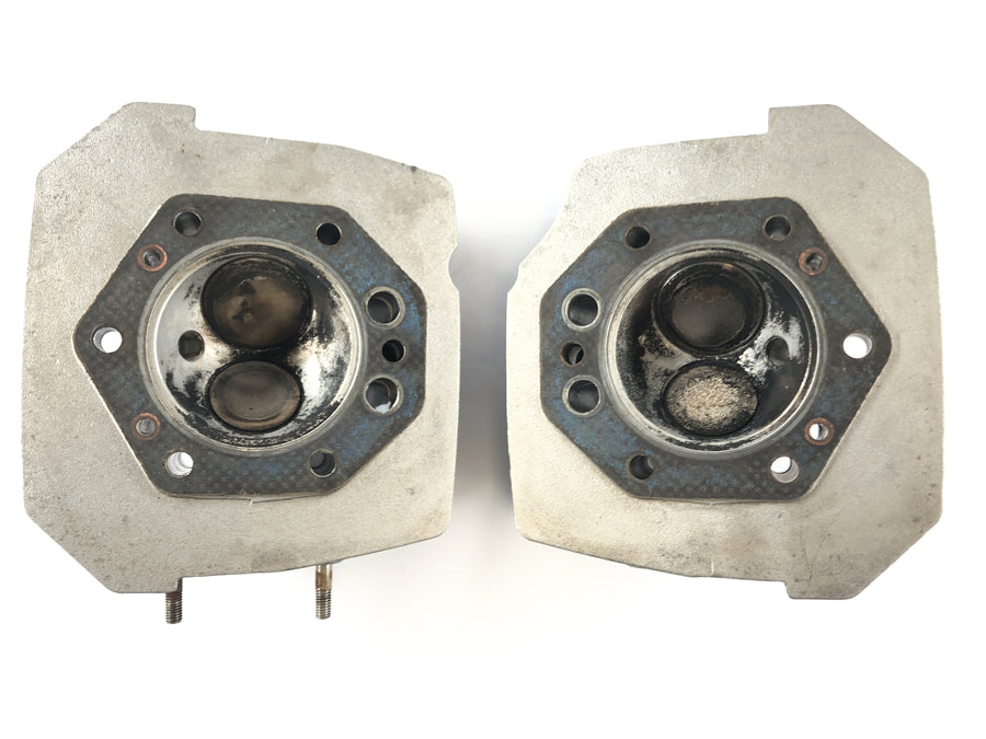 Moto Guzzi 850 Le Mans 3 VF [1986] - cylinder head on the right and left
