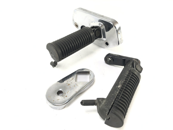 KAWASAKI VN -15 VNT50A [1989] - podnóżki kierowcy w lewo i w prawo