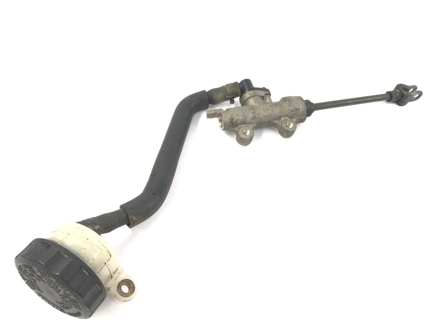 Honda CB 750 RC42 [1996]  - 後ろのブレーキポンプ