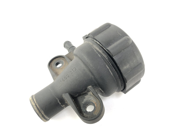 BMW K 100 RT [1988] - zásuvka pro výplň chladicí kapaliny v krku