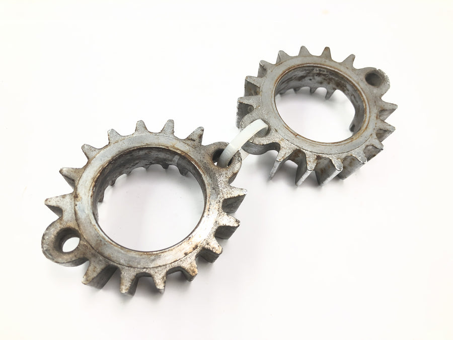 Moto Guzzi California 1100 EV KD [1998] - Manifold mounting pair of manifold nuts