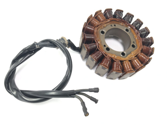 Triumph Sprint St 1050 [2005]  - コネクタのないステーターオルタネーター