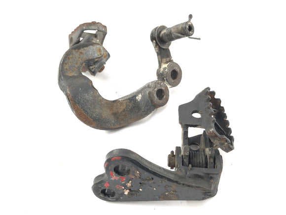 Yamaha TT 600 59X [1986] - Fahrerfußrasten Fußrasten mit Halter links und rechts