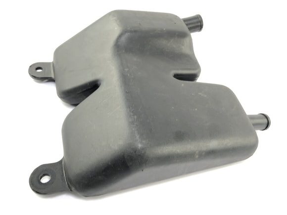 Ducati 900 SS [1991] - Kurbelgehäuse Entlüftungsbehälter