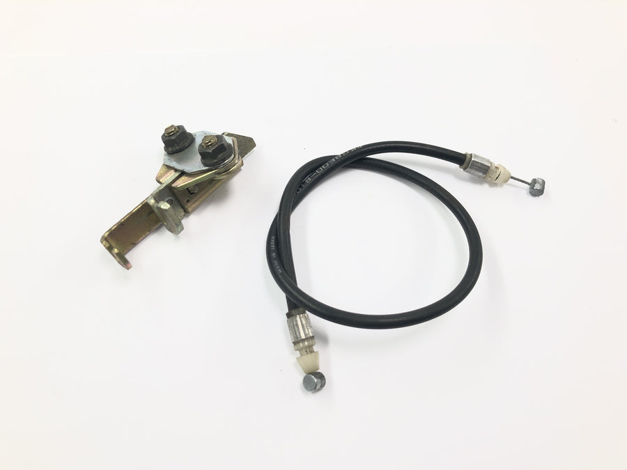 Yamaha XJR 1300 RP02 [1999] - Bloqueo de asiento con cable Bowden