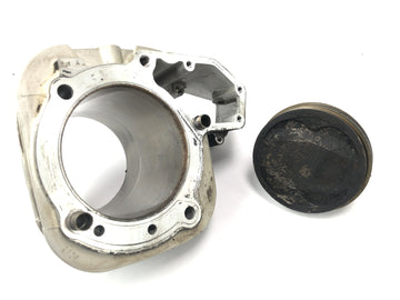 BMW R 1150 GS R21 [2002] - sylinteri männällä vasemmalla