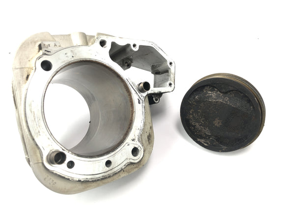 BMW R 1150 GS R21 [2002] - sylinteri männällä vasemmalla