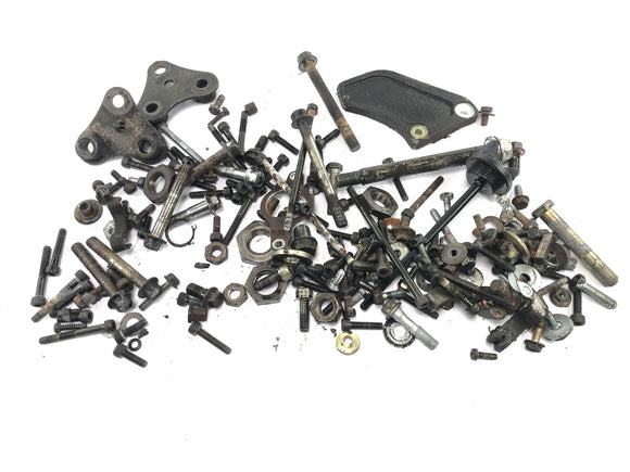 Yamaha XTZ 660 3YF [1992] - resztki części i śruby wymieszane