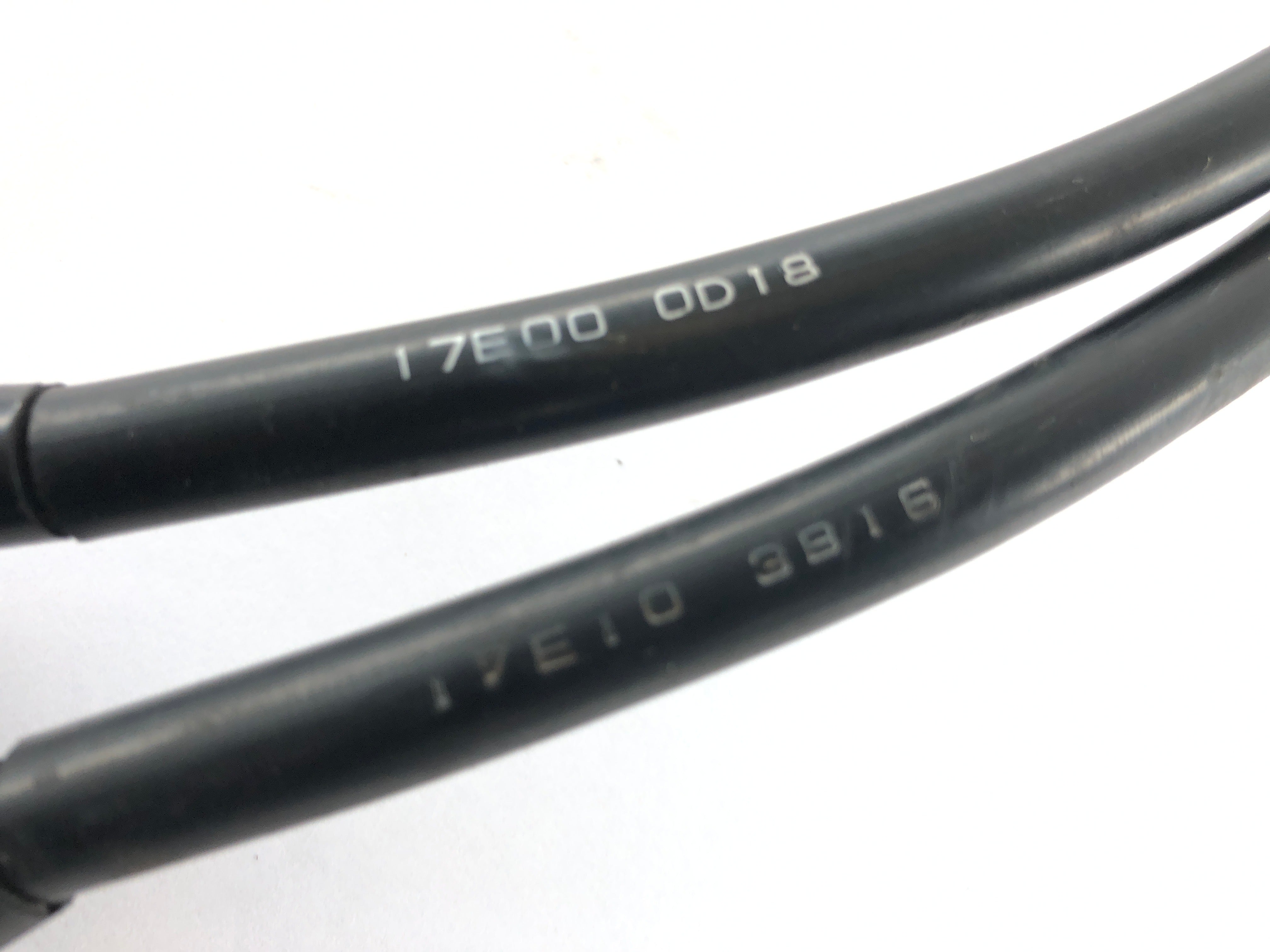 Suzuki GSX-R 1100 W GU75 C [1993] - throttle cable set