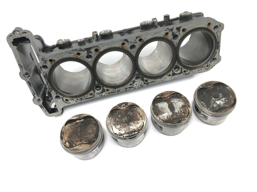 Kawasaki GPZ 1000 RX [1987] - cylindre avec piston bloc-cylindres banc de cylindres