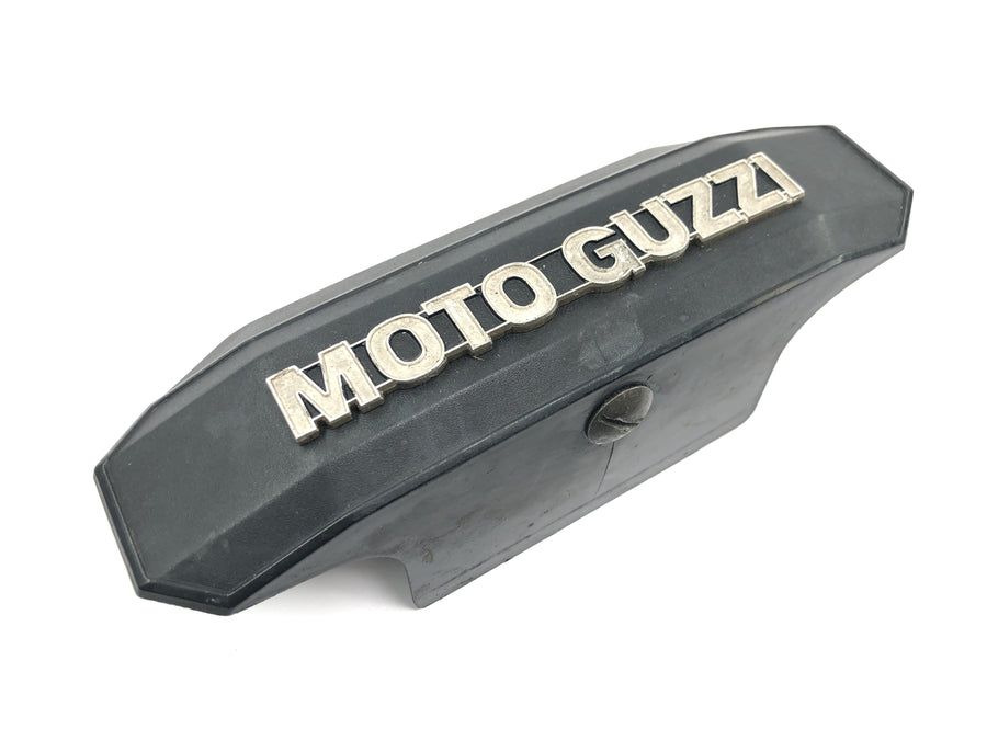 MOTO GUZZI CALIFORNIA 2 1000 VT [1982] - Emblem Abdeckung Gabelbrücke unten Schriftzug Logo Blende