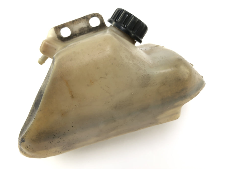 Kawasaki GPZ 1000 RX [1987] - Nádrž na vodní nádrž kontejneru pro chladicí kapalinu