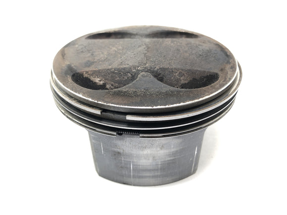 KTM 640 LC4アドベンチャー[2000]  - ピストン付きのシリンダー