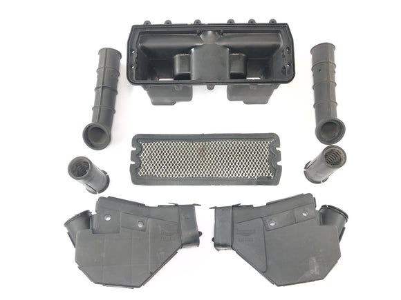 トライアンフ デイトナ900 T300 [1996] - エアフィルターボックス インテークボックス エアインテークボックス