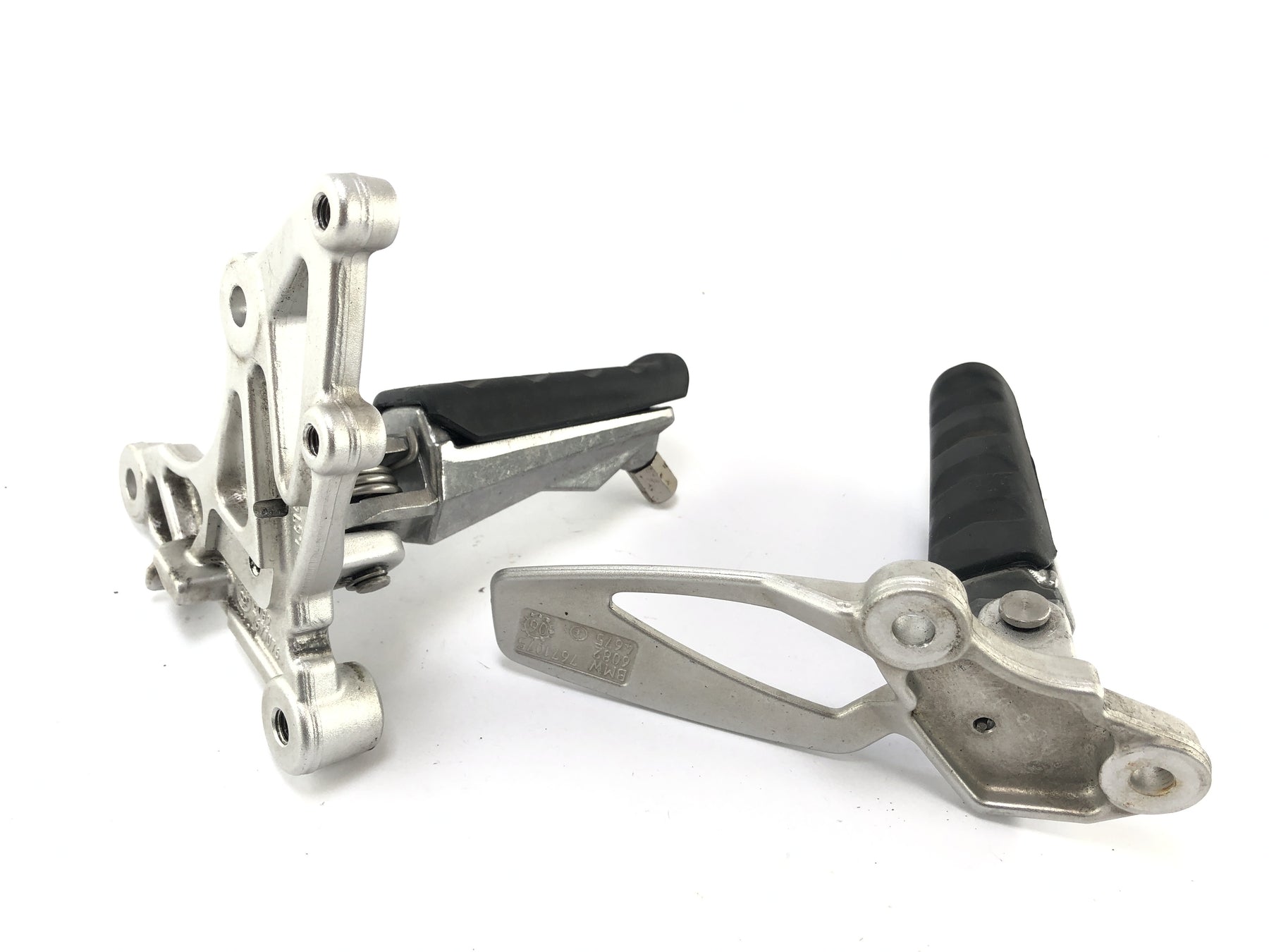 BMW R 1200 R [2007] - Rider footrests left and right with bracket