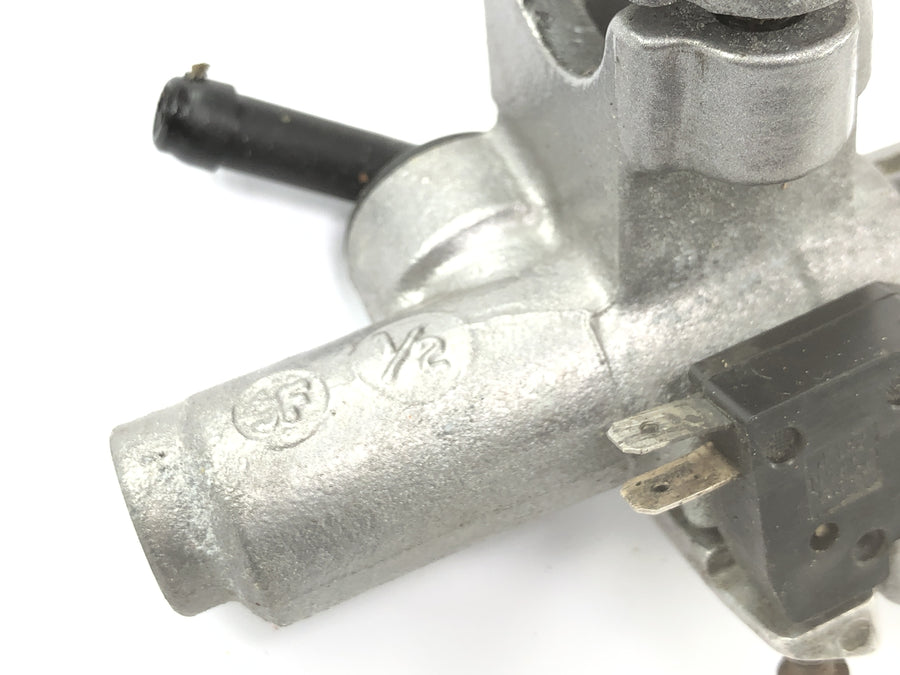 Suzuki RG 250 Gamma GJ21D [1987] - Bomba de freno delantero con palanca de freno