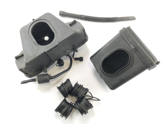 川崎ZR7 ZR750F [1999]  - エアボックスエアフィルターボックス