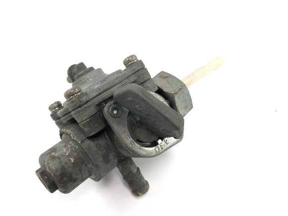 Honda GL 500 Silversching PC02 [1982] - Бензиновый крана для бензинового бака для бензинового бака клапан бензинового бака