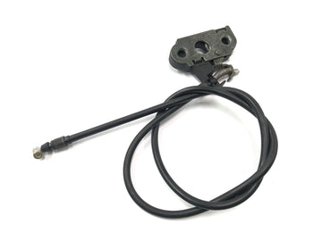 Triumph Speed ​​Triple T509 [1998] - Zadelslot met bowdenkabel