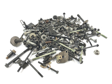 Kawasaki VN 1600 Mean Streak VNT60B [2005] - Schrauben und Restteile Konvolut