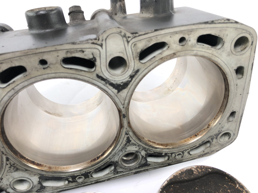 Kawasaki ZRX 1200 S ZRT20A [2002] - Cylinder z tłokami