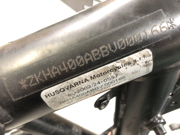 Husqvarna SM 630 A4 [2010] - quadro com papéis