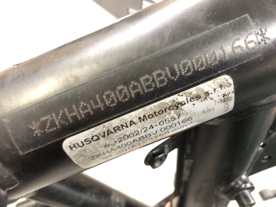 Husqvarna SM 630 A4 [2010] - Ram med papper