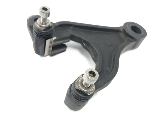 Kawasaki Z 1100 Kzz10a [1984] - держатель тормозного суппорта на заднем тормозном суппорте