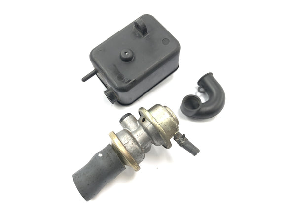 Yamaha XVS 650 Drag Star VM03 [2001] - Contêiner de ventilação da válvula de regra