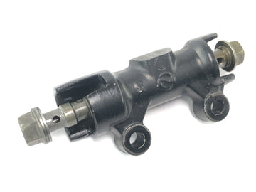 Triumph Daytona 900 T300 [1996] - Distribuidor de línea de freno delantero