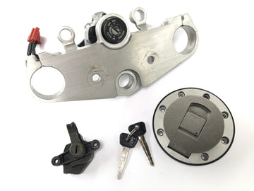 Yamaha XJR 1300 RP06 [2002] - Schlosssatz Tankschloss Gabelbrücke oben mit Zündschloss