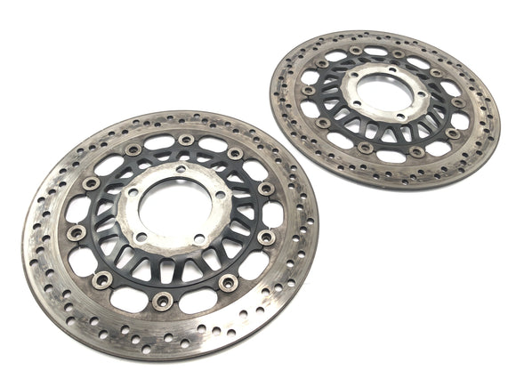 Triumph Daytona 955i T595N [2003] - Тормозный диск спереди справа и слева 3,9 мм