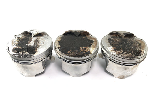 Triumph Speed ​​Triple T509 [1998] - Motorblok cilinderblok met voeringen en zuigers